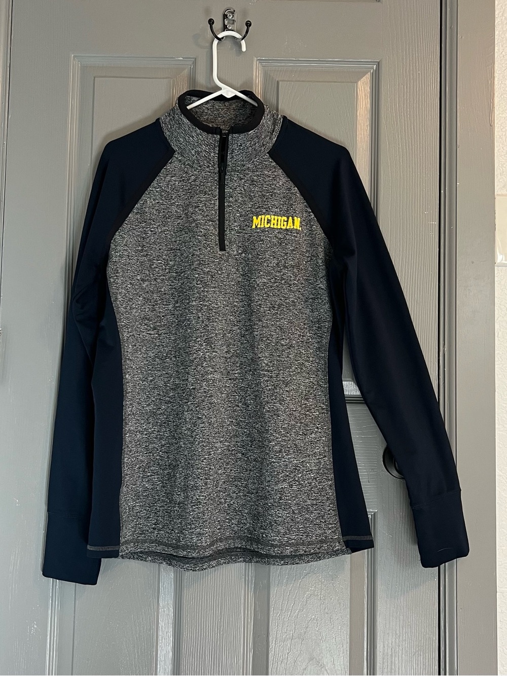 Michigan Men’s XL Heather Gray Navy Quarter-Zip Pullover College Casual